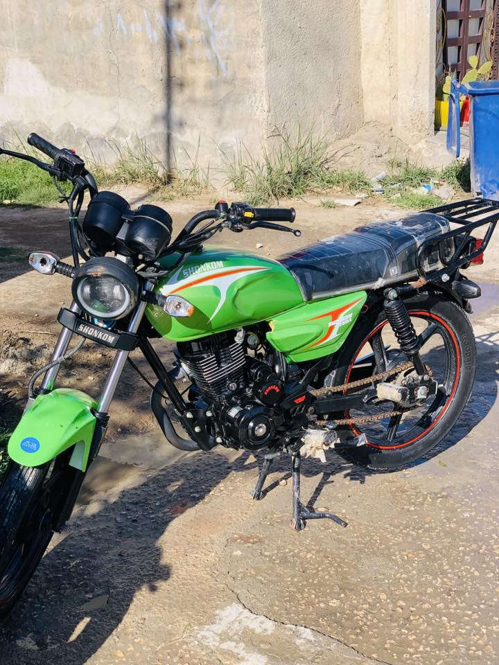 للبيع دايون شانك اصولي اوراق بيها نواقص بسيطه سعرها ٦٥٠ وبيها مجال
مكاني بابل محاويل ***********
