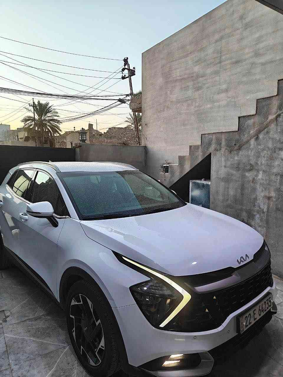 بيع مستعجل 

كيا سبورتاج 2023 خليجي

مكفولة من الدعامية لدعامية 

ماشية 34 الف كم

مواصفات 
✅بصمه تشغيل وابواب ✅وصندوك 
✅دخول ذكي
✅انارة ترحيب
✅عداد إلكتروني
✅شاشة جبيرة 
✅ويل ١٩ 
✅لايتات زينون
✅كشاف ضبابي 
✅مري شفت وكهرباء 
✅تبريد قطعتين 
✅تحكمات استيرن
✅حساس امامي وخلفي
✅٤ وضعيات قيادة 
✅مساعد نزول منحدرات
✅داخل اصفر 
✅شاحن لاسلكي
✅تشغيل عن بعد 

كير ومحرك مكفولات بحالة الوكالة🛠️📦

رقم اربيل الجديد باسمي سنوية وهزه جديدة 

عليه تخم تايرات جديد وبطارية وصدر وحدادية كامل جديدة✅

سيارة كلش نظيفة ومال جناي وبل عافية عل ياخذها مقدماً 

وسعرها 206 قفل 🔒 مناسب كلش

مكان سيارة كركوك

*********** كركوك, العراق
