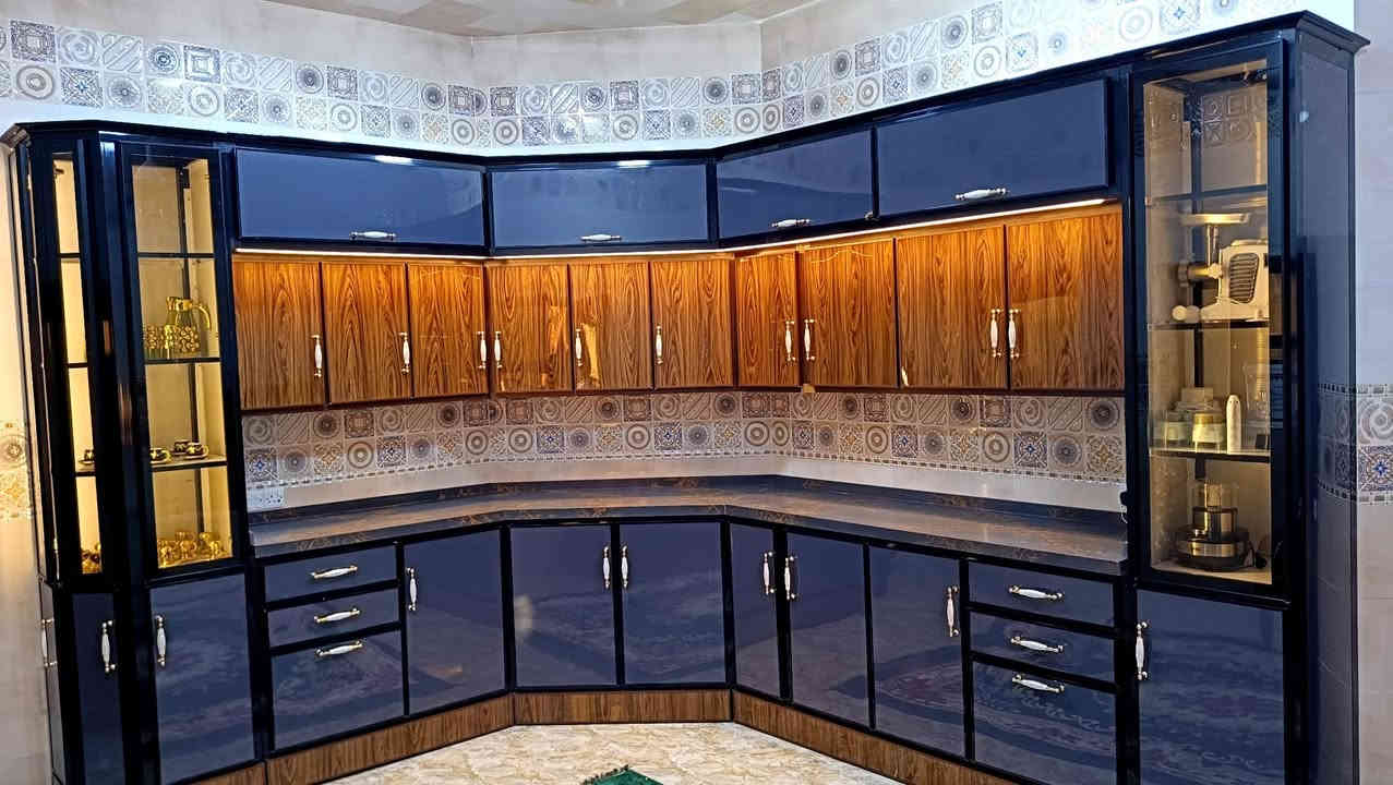 عمل كاونتر ألمنيوم من معمل ألمنيوم الأخوين بادارة الحاج نبيل زبن الكبيسي العنوان الانبار هيت كبيسه للإستفسار الاتصال على الأرقام التالية 
حجي نبيل ***********‪ 📞
وليد العراقي 📞 078‪1282083‪6
