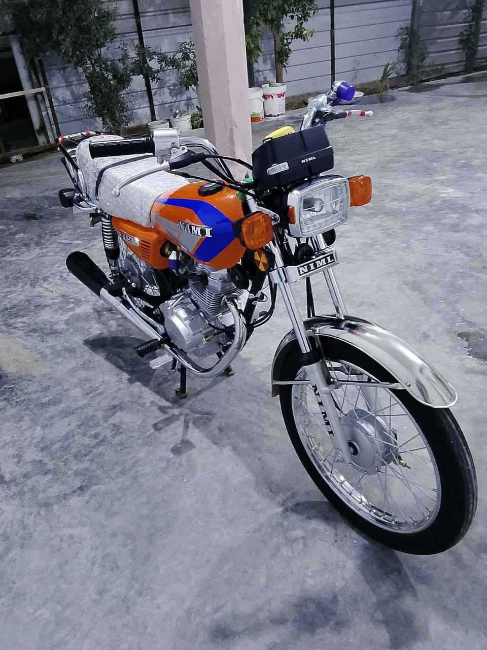 للبيع نامه امتياز 25اوراق نضافه فول سعر 600وبيهة مجال مكان بابل امسيب رقم صاحب الدراجه ***********
