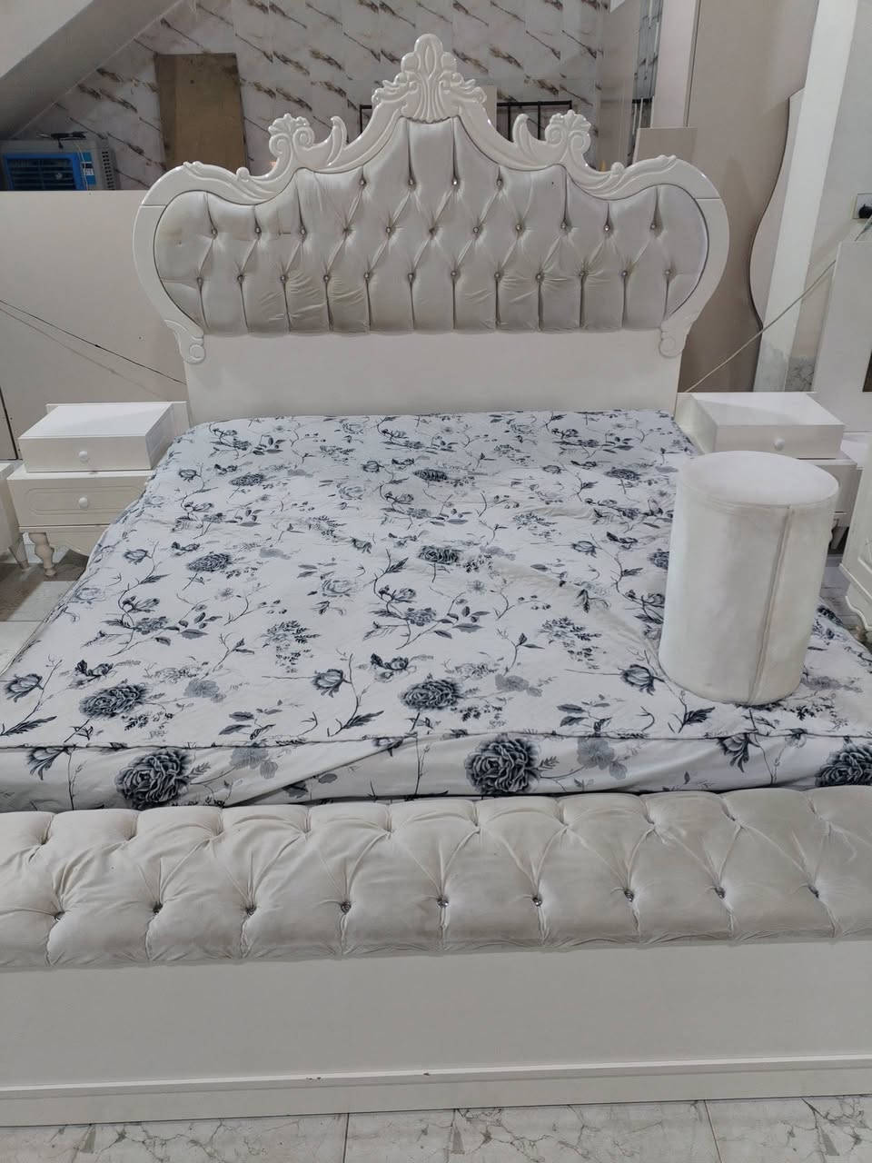غرفه نوم تركي ماركه كلش نضيف 8قطع للستفسار ***********
