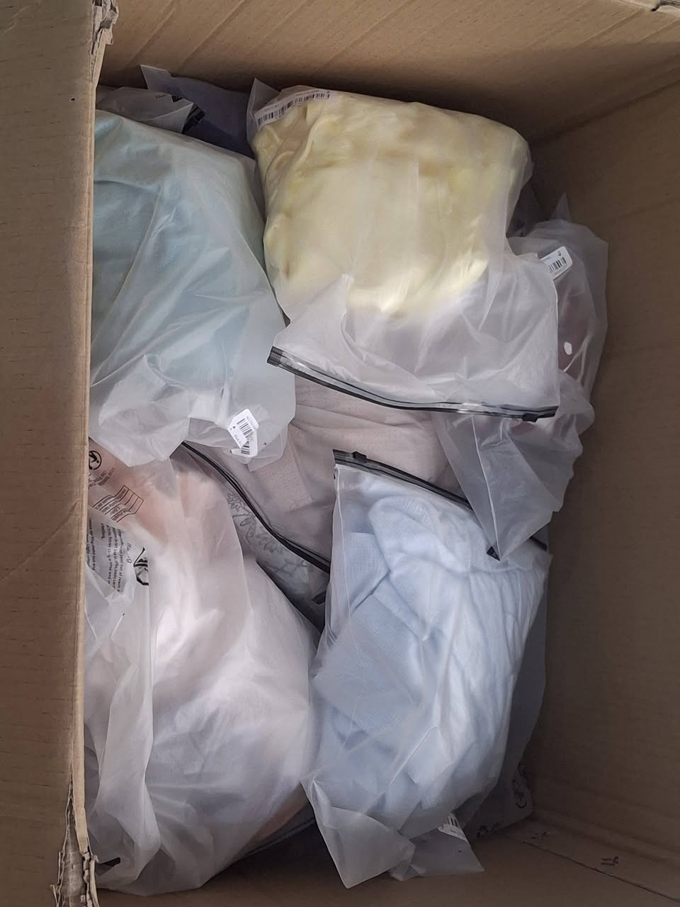 ملابس سي وان اكثر من ٢٦ قطعه ابيعهم جوه سعرهن ب١٠٠ صورهم بلتعليقات


**إذا كنت صاحب هذا الإعلان وتريد حذفه لأي سبب، رجاءا أرسل رسالة إلى الدعم الفني**