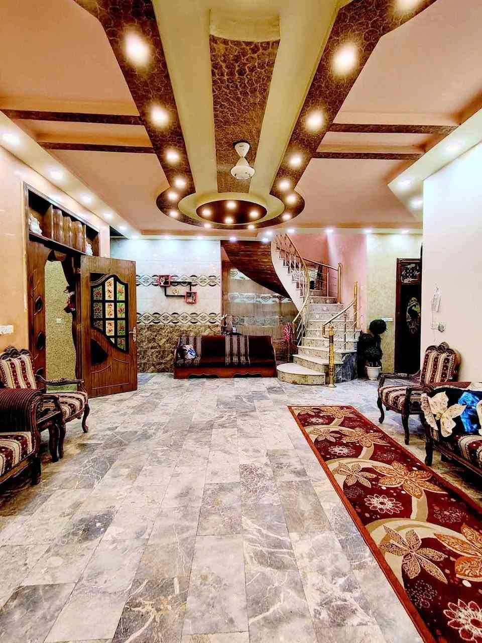 دار طابو صرف للبيع
الموقع حله نادر الثانية 
المساحة 312.5م الواجة 12.5×25
بناء حديث مرمر 
طابقين الارضي غرفة نوم استقبال صاله مطبخ حار بارد مجمع صحيات كراج وحديقة
الطابق الثاني 3 غرف نوم وكليدور مع مجمع صحيات
للاستفسار 
اتصل بالارقام التاليه 
***********
***********
موقع المكتب حله نادر الاولى الشارع الرئيسي مقابيل دائره اتصالات بابل 
مكتب علي السلطاني للعقار
/7
