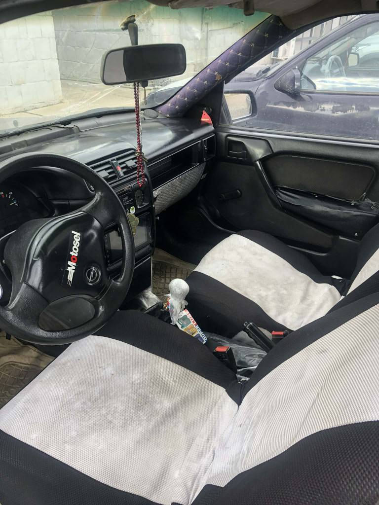 ئوبل فيكتراسنوق ٩٢بوفروشتن مه كينه ١٦قايش باريك مه كينه وكيربيعه يبه باترى وكلاجوعه ينه ى لوك سه ياره كه هيجى بيوه نيه بوياخى نيه سه ياره كه زورجوانه مالى دوسته مه كينه ى ته شفيته سه نه وي له كه له به مالى مه ده نى ده ىفروشم له سليمانيه تكايه كه رمشته ريت تيل بوخاوه نه كه ى بكه هي من نيه جوابى مه سج ناده مه وه ***********  نرخى ١٥ مامه له. السليمانية, العراق
