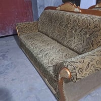 كنب • عشر مقاعد • العزيزية خلف مركز الشرطة