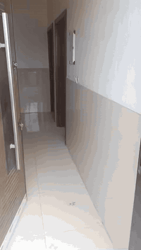 للأيجار قرب شارع الخسفه في العامريه غرفتين وصاله ومطبخ وحمام الشقه جديده مامسكونه للأستفسار اكثر *********** احمد مكتب القيصر للعقار
