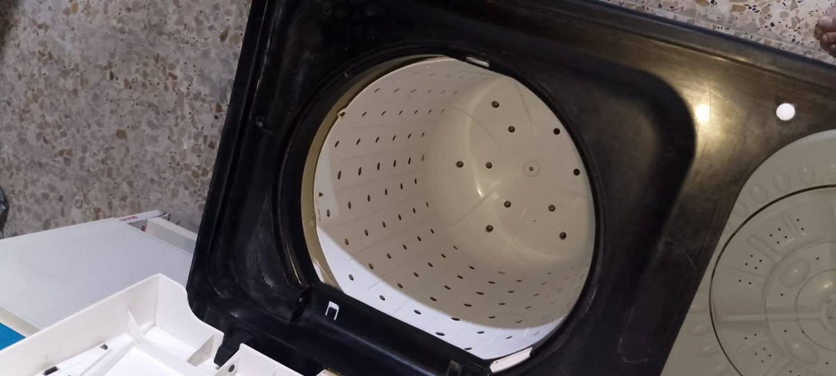جنرال حجم 18خت الجديد ممستخدم هواي 90الف عل فحص غسل ونشاف بالجيس يتوفر توصيل بغداد 5000 مراشله او تصال ***********
