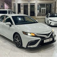 كامري 2023 ثلاث قطع صبغ بدون ايرباك  بچم كبس ماشيه 33 mi سعر 188 للاست...