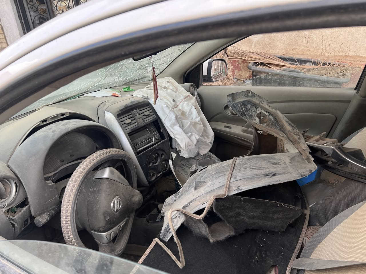 السلام عليكم نيسان صني مضروبه للبيع  مكان النجف 📍
***********
