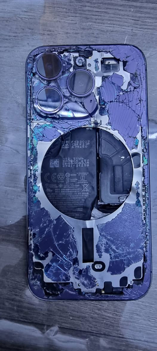 14 برو فقط فحم ابيعه ع وضعه سعره 50 الف


**إذا كنت صاحب هذا الإعلان وتريد حذفه لأي سبب، رجاءا أرسل رسالة إلى الدعم الفني**