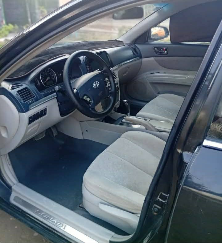 للبيع سوناتا 6 مكينة 6 امريكي رقم بغداد دولي مكينه حاويه تبريد وتدفئه شغال كهربائيات فتحه شاشه كامره تحكم ستيرن تخم تاير صبغ عام للجماليه حادث جاملغ الخلفي جاهزه من كلشي السعر 75 بيه مجال قليل  ***********
