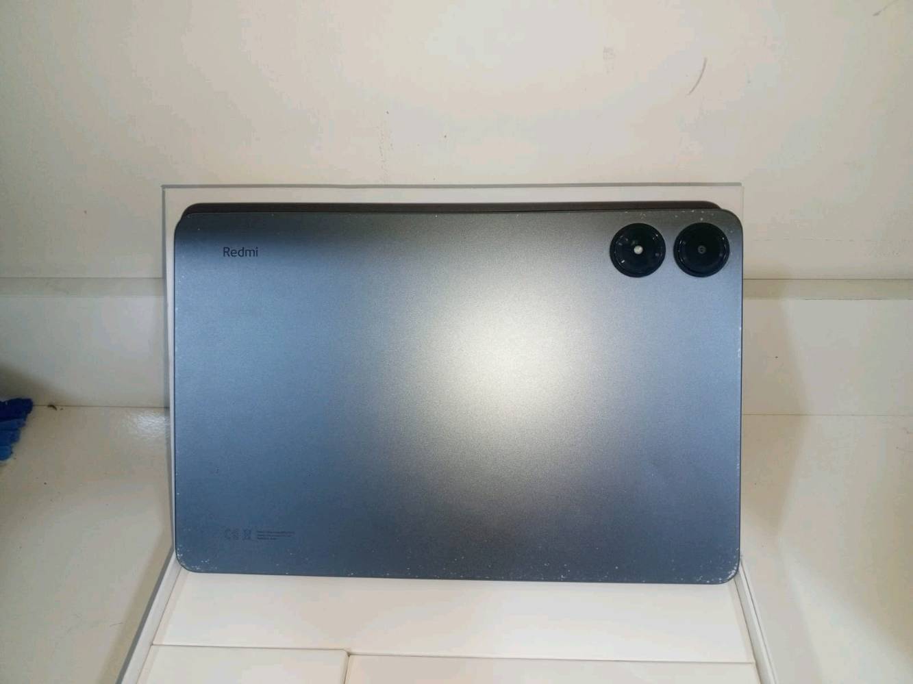 للبيع تابلت Realme Pad Pro 📱

- السعة: 128GB
- الحالة: شبه جديد
- يوجد خدوش خفيفة من الخلف
- الشاشة والأداء ممتازين وما بيه أي مشكلة
- يعطي 60 FPS في لعبة PUBG Mobile 🎮
- مناسب للدراسة، الألعاب، ومشاهدة الأفلام

السعر: 250

اللي مهتم يراسلني خاص.