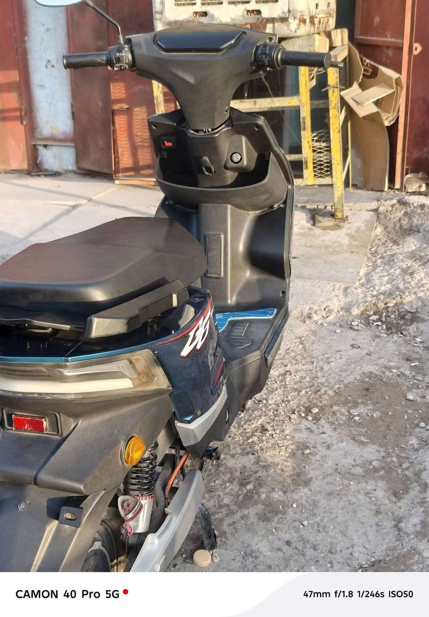 سلام عليكم
دراجه ماكس مضلع شحن فووول نظافه الله شاهد شخط مابيه

نظام حماية سرقه وبصمه تشغيل بصمه كذلك نضيفه كلش استعمال اسبوعين فقط مكفوله كامله مكمله كهربايات كله شغاله
مكاني بغداد الشعلة
 5 بطاريات السعر خاص واتساب ***********
