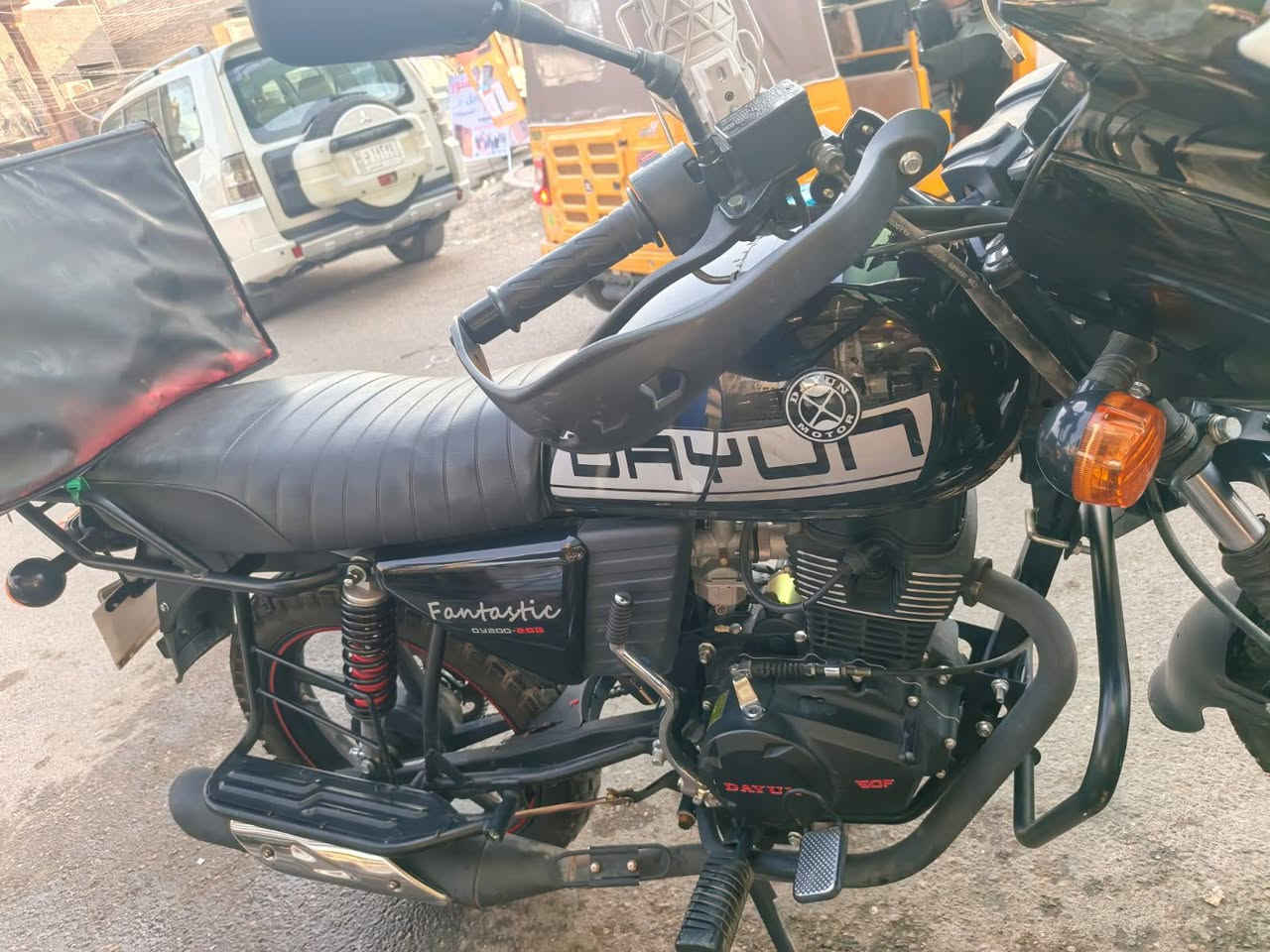 سلام عليكم دراجه 25
مرقمه اربيل باسمي
ماشيه 12500

السعر 2500 بي مجال للشراي 
تحويل شوكت ميعجبك
***********
