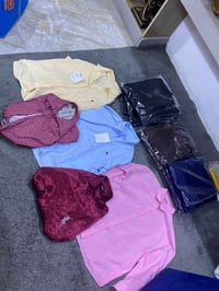 ملابس • ١٠٠ قطعة