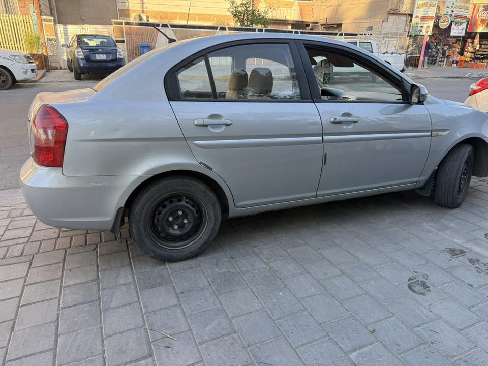 اكسنت 2011 خليجي شركة العامه 1600 سياره جاهزه مناقصها اي شي تفاصيل داخل صور فديو وسونار هم المكان بغداد البنوك السعر 76 مجال كلش بصيط *********** تفاصيل كلها ناشرها ماكو شي ظامه لحد يخابرني ويكلي شنو تفاصيل سياره احلى من صور
