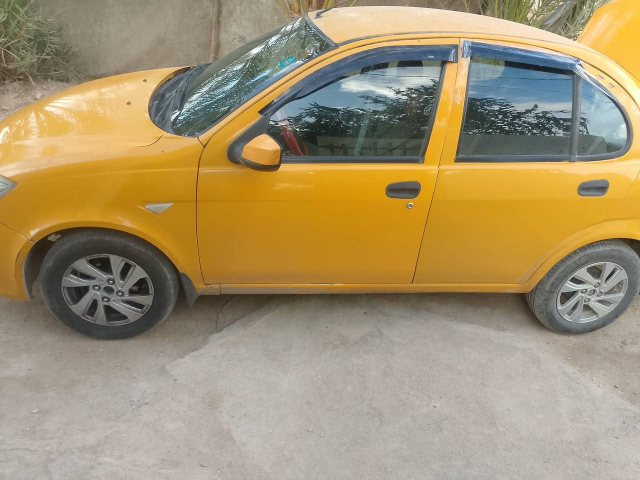 سلام عليكم
ساينا مديل 2020رقم كربلاء نكليزي مصفره هيئه وغرامات غرفه حلوه دوشمه جديده كير ومكينه مكفولات شواصي مكفولات تراي وين ميعجبك تدفئه تبريد هزه جديد سنويه 2030لسياره بسمي مكاني كربلاء طويريج 
لسعر 55وبيهه مجال قليل لشراي بي خير ويدلل 
***********
