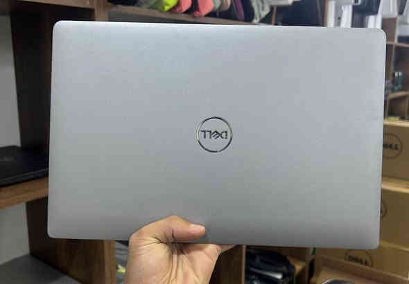 السلام عليكم Dell Latitude 5421 

المعالج intel core i7-11850 H

المعالج من فئة H

الرام 16 GB 

هارد 256 SSD 

كرت شاشة داخلي 8 GB 

كرت خارجي NVIDIA MX 450 2 GB 

شاشة 14.1 

كيبورد ضوئي

  السعر475000 دينار

يوجد توصيل لجميع المحافظات 

تفحص براحتك قبل استلام من مندوب

التوصيل مجاني وضمان 30 يوم بعد استلام 

للتواصل عبر الواتساب او الماسنجر

 ***********
