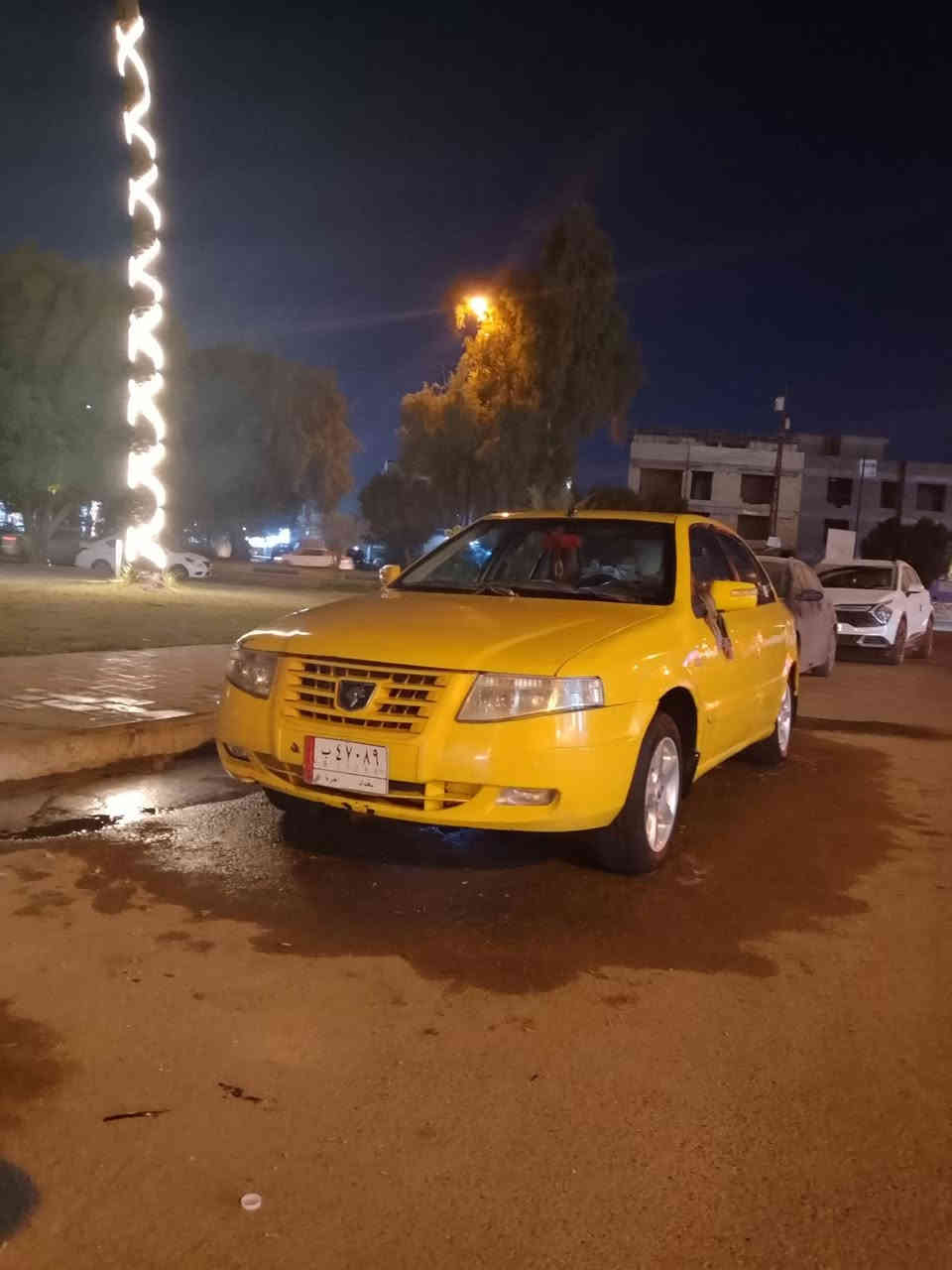 السلام عليكم ثمن تورينا 2011 للبيع سياره حداديه اماميه خلفيه وحاله جيده تخم تاير جير ماكينه خير من الله تبريد شغال السعر 35 ورقه وبيها مجال رقم الهاتف ***********
