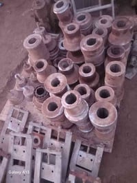 يتوفر  لدينا مجموعه من رولات والبوش قياس (٦٥ملم)   سعر قطعه ٣٠الف   كذ...