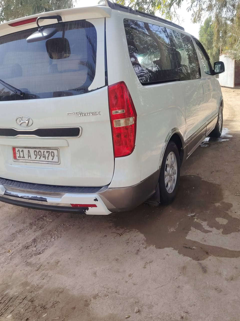 سياره للبيع استاركس موديل 2009.اصل تخم تاير حداديه مكينه تبخير قليل بدون تنقيص سياره جديده السعر على الخاص للستفسار ***********
