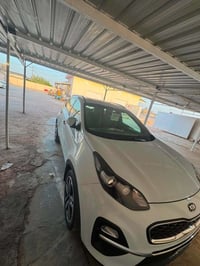 سبورتج 2021  كفاله عامه رقم بغداد السياره جديده نضيفه  السياره ماشيه 1...