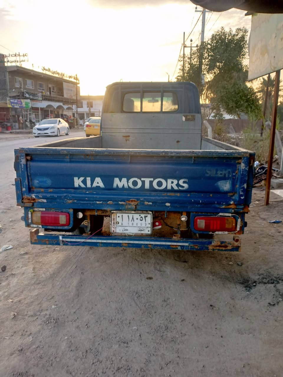 سلام عليكم سياره ام عيون موديل ٢٠٠٢  سبع چناگيل بنييد قلاب سنويه لغايه ٢٧ رقم نجف بأسمي السعر المطلوب ٦٥ وبيه مجال مكان سياره ديوانيه للاستفسار خاص رقمي ***********
