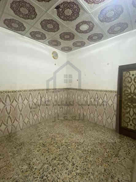 بيت 50م للإيجار

سعر الايجار ١٥٠ الف 💸 🤑 

حي النداء يم شارع ٦٠ العرضي الثاني

قرب جامع حبيب ابن مظاهر

يحتوي على غرفه وصاله ومطبخ وتخاريج 

للتواصل : 

*********** 

‭0773 910 9484‬
