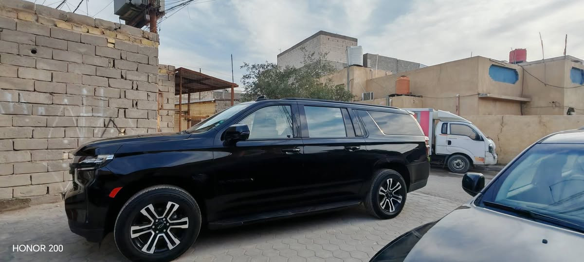 السلام عليكم  سوبربان وارد أمريكي 2023 RST كفاله عامه ما عده بابين صبغ كلير بدون فتح بدون ايرباك ماشيه 135km سعر 430 رقم الاستفسار ***********

