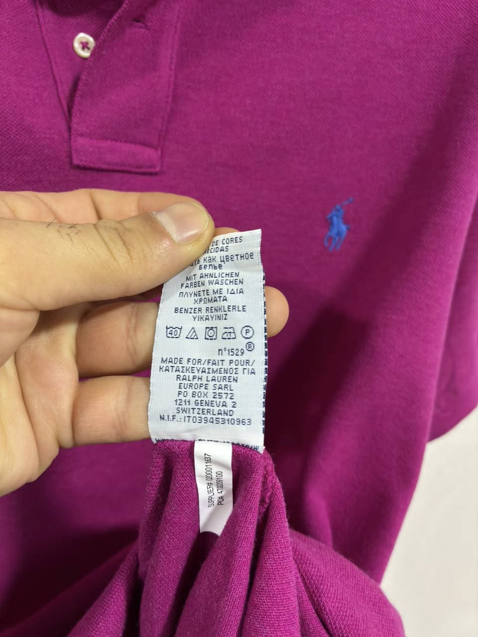 بولو رالف 

قياس / اكس لارج 

عرض صدر / ٦٢

خامه حجري ناعم غير مستخدم

توصيل متوفر


**إذا كنت صاحب هذا الإعلان وتريد حذفه لأي سبب، رجاءا أرسل رسالة إلى الدعم الفني**