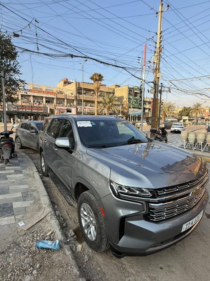 سلام عليكم
للبيع تاهو 2023 LT 
الممشى 63الف وراد امريكب 
الضرر 4جاملغ  
و البنيد نصة مصبوغ
بدون شاصي او لغد و بدون ايرباك 
مواصفات ال LT معروفة
سعره 410 ورقة 
للأستفسار ***********
