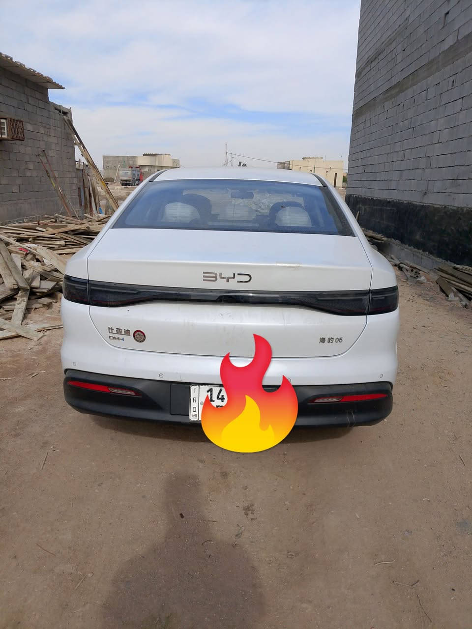 سياره بي واي دي للبيع سياره كفاله عامه مكاني بصره السعر 17 ونص ***********
