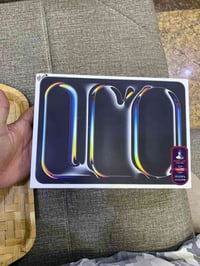 ايباد ١١ ام فايف • ٢٥٦ • اسود