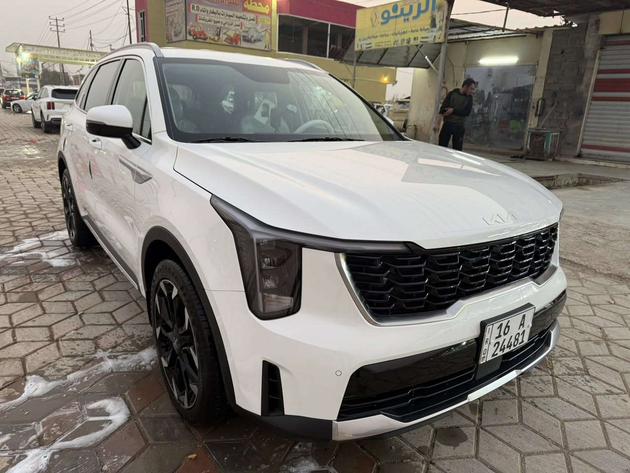 سورنتو 2024 خليجي فول موصفات 
رقم قادسيه بسمي السياره كفاله عامه حته من الشخط كفاله 
ماشيه 2000 يعني زيرو 
عنوان ديوانيه ***********
سعر خاص
