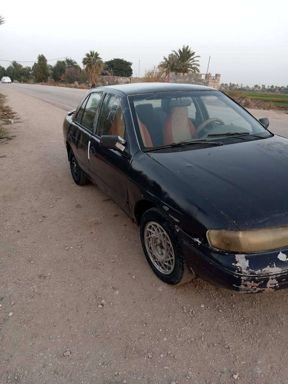 السلام عليكم كيا سيفيا ١٩٩٣ مكينه مفتوح وكير عادي نعمه حداديتها تعبانه رقمها ديالى بيها لوحه الخلفيه ضايعه ابيع اتعهد سرقه وعشائر ب ١٠ وربيها مجال بيع او مراوس حسب القناعه مكان السيارة النجف المناذرة للاستفسار *********** اتصال او واتساب
