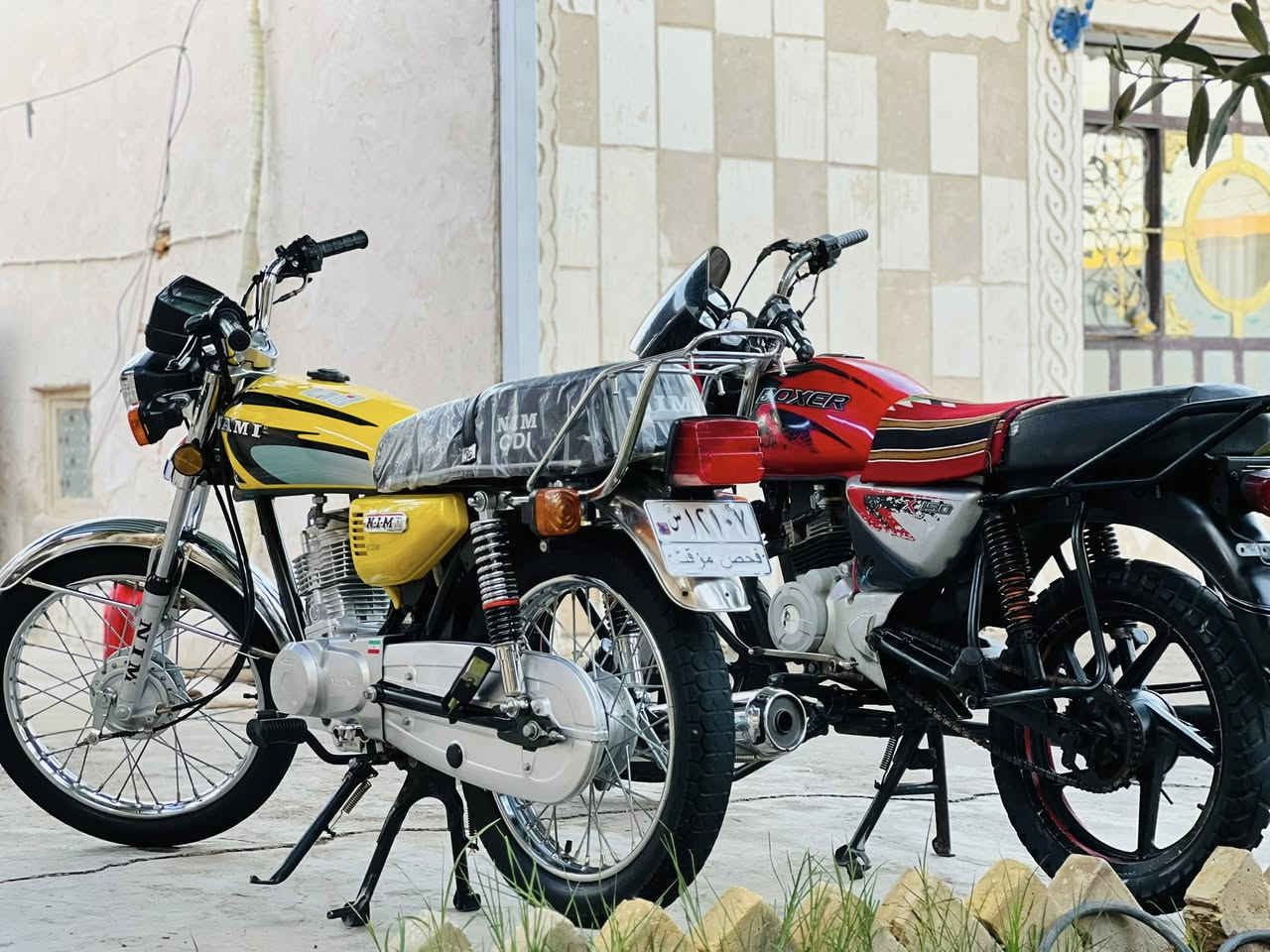 وفر لدينه اولاً:نامه امتياز شبه اصلي موديل 25دراجه مكفوله كفاله عامه من الشخط ماشيه شي قليل اقل الشهر يعني ما متعوبه جانت مضمومه الدراجه لون ليموني الماشي بل سوك سعره 750وبيه مجال الإعزاز وتدللون

وتوفرت يمنه بوكسر باجاج جبلي الأصلي وليس الصيني دراجه لا تبخير ولا تنقيص توه مجفته جاهزه على آخر حبايه موديله  18وسعر احله من كلشي 850وبيه مجال العزاز  عليه بكاني ناصريه قلعه سكر منطقه اعكيل لاستفسار اكثر :***********
