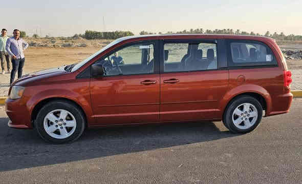 دوج كرفان ٢٠١٢ كلين فقط بيه الضربه بالباب ما مصلح  كما موضح بالصوره بيها اماكن ضبغ اثر جراد أبواب عاديه تبريد ٣ قطع رقم اربيل ابسمي السعر ١٢٠ الاتصال على الرقم  *********** 
@إشارة
