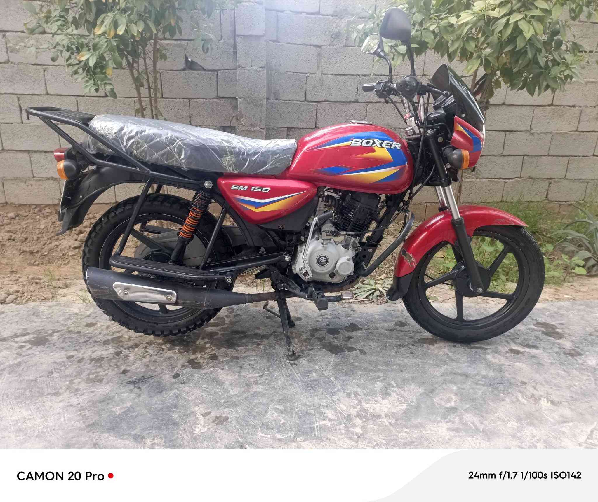 سلام عليكم بوكسر مديل2020شادلهة محࢪك مال23كفالة من الفتح والتبخيࢪ شࢪط محرك اخرس مينسمع دراجة نضافة كدامك مرقمة ديالى نكليزي تحويل ثاني يوم 
عارضهة 1350وبيهة مجال حك لجية فقط فقط 
مكاني ديالى بعقوبة قرب جسر خرنابات 
***********📞📞
