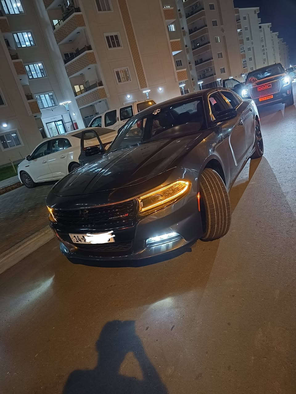 السلام عليكم
جارجر / 2023 / ( الإصدار الأخير ) 
مواصفات SXT 
معروفة 
ماشية 29 الف 
الضرر [ تبديل 3 قطع ... نفس الون ] 
البجم كبس كفالة 
مرقم بصرة بسمي 
الشراي يتصل او واتساب 
***********
مكلف بالنشر ... 
سعر مناسب جداً 
( 194 ) وبي مجال
