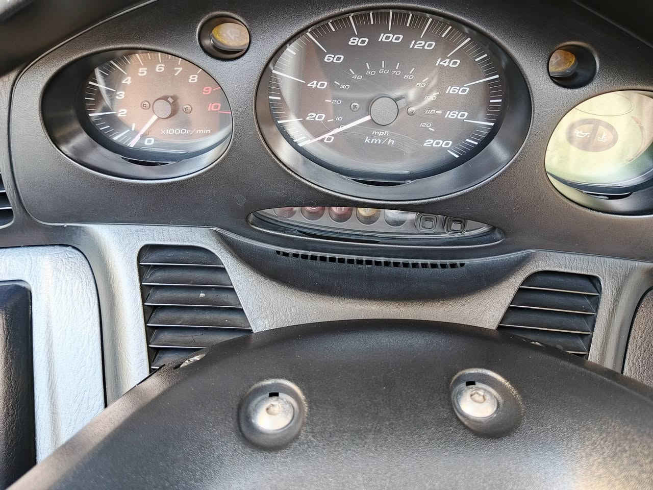 سلفر 600 أمريكي
دراجه كله عل بلاد مابيهه أي نقص ولا مفتوح بيهه شي رقم بغداد تحويل مباشر نظام Abs سكيورتي  ماشيه 34 كم تايرات جدد قايش اصلي كلج بلادي اصلي ادامه كامله بلك نوزل فيت بم بغداد الكماليه ***********
