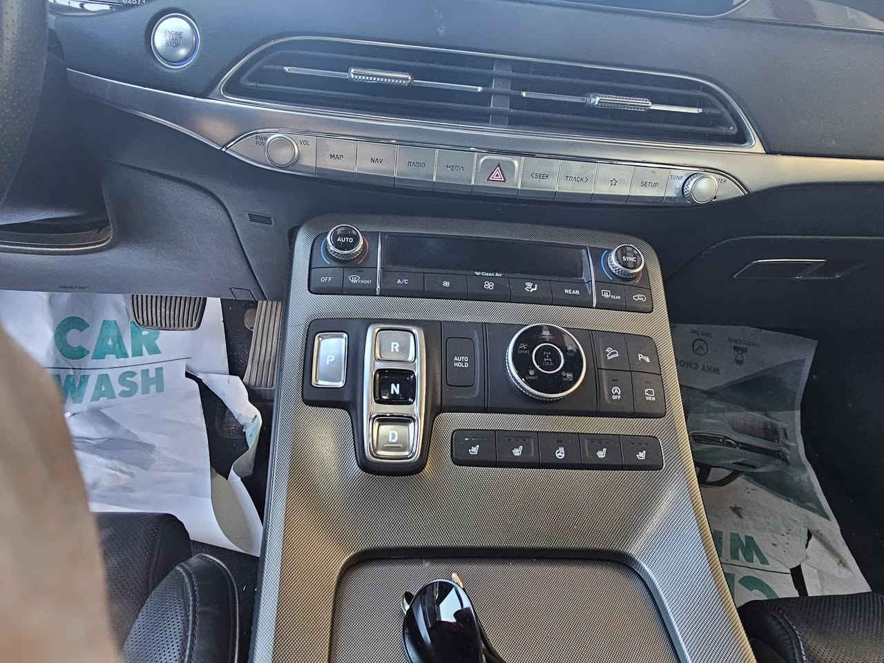 السلام عليكم
بلاسايد فول كليكرافي معروفه مواصفاته 2021 رقم الشاصي موجود ويه الصور السعر 215 السياره جاهزه موجوده بالنجف 
***********
