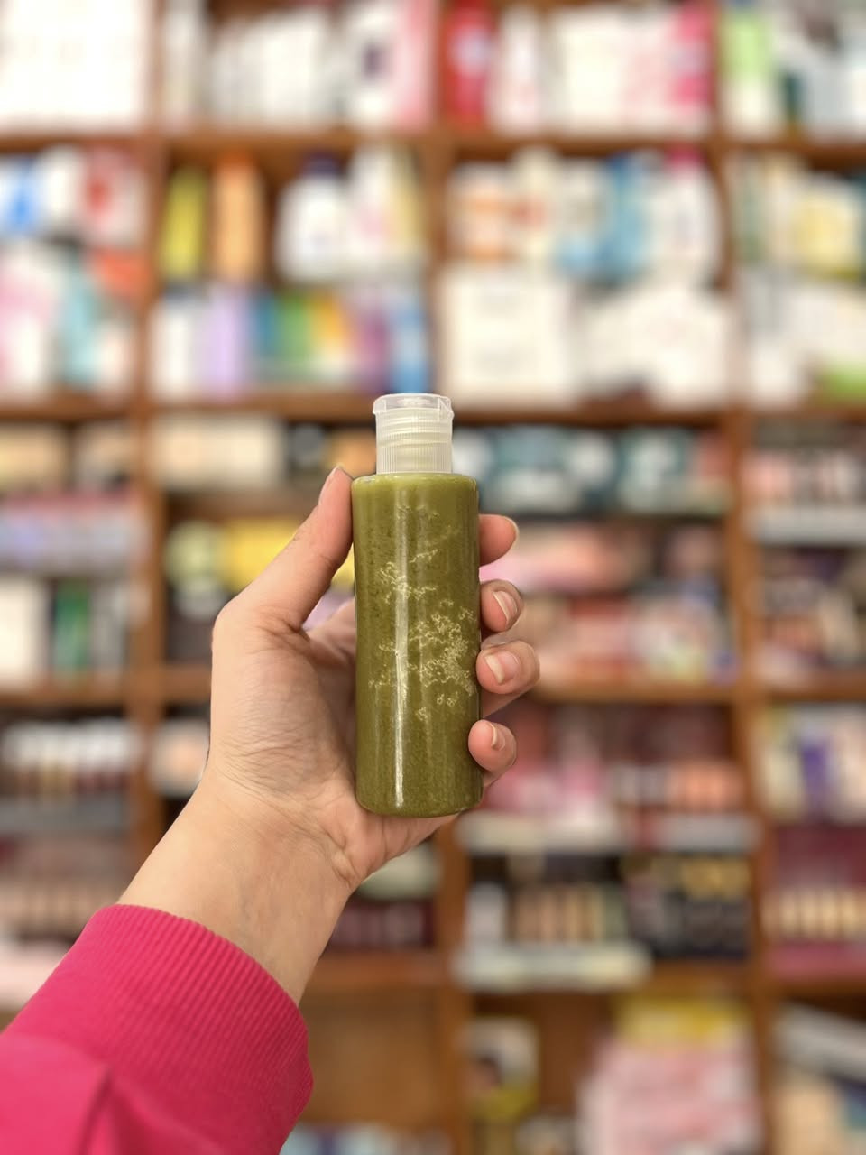 زيت 108 عشبه الهندي الاصلي🇮🇳

زيت 108 عشبه الهندي الاصلي ( 100) ملي

حلو جدا يابنات لازم كله يجربه عن تجربه يجنن♥️♥️♥️
زيت 108 عشبه الهندى الاصلى 
جبتلك زيت تطويل الشعر وتقويه وتنعيم زيت هندي 
زيت الشعر الاصلي الهندي زيت علاجي اكتر من ١٠٨عشبه في علبه واحده 
 
للشعر التالف و المتساقط والمتقصف و لتكثيف الشعر
زيت 108عشبه هندي 

ينفع يستخدمة الاطفال امن عليهم 

الزيت مخصص للشعر التالف الي اتدمر بسبب الصبغات وكريمات الفرد
 
فوائد الزيت لشعر
1 بيقلل التساقط بنسبه 96 %
2 بينعم الشعر جدا جدا جدا
3 بيقوى بصيله الشعر الي ادمرت 20 ضعف زياده
4 بيعالج التقصيف والجفاف
5 بيقلل القشرة

العبوه الكاملة 950❤️‍🔥
100 مل 270❤️‍🔥
50 مل 150❤️‍🔥


**إذا كنت صاحب هذا الإعلان وتريد حذفه لأي سبب، رجاءا أرسل رسالة إلى الدعم الفني**