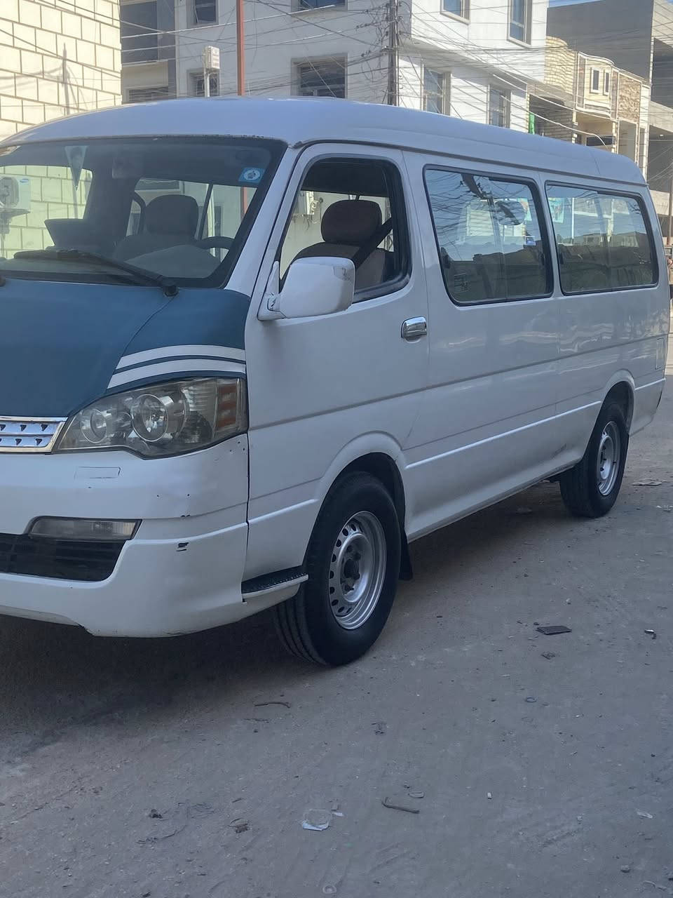 سلام عليكم جنبي h1موديل 2015ستلام2019 سياره مكفوله كير محرك تخم تاير مكفوله من ضربه وصبغ مصفره هيئه وغرمات مكاني بغداد السعر 90 الستفسار ***********
