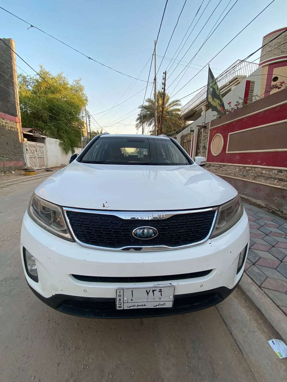 سورنتو ٢٠١٤
6سلندر 
7راكب 
خليجية مابيها صبغ بس بيها بعض الملاحظات 
 مبينه بالصور 
عليها رقم حلو ٧٣٩ مثنى 

واتساب ***********
