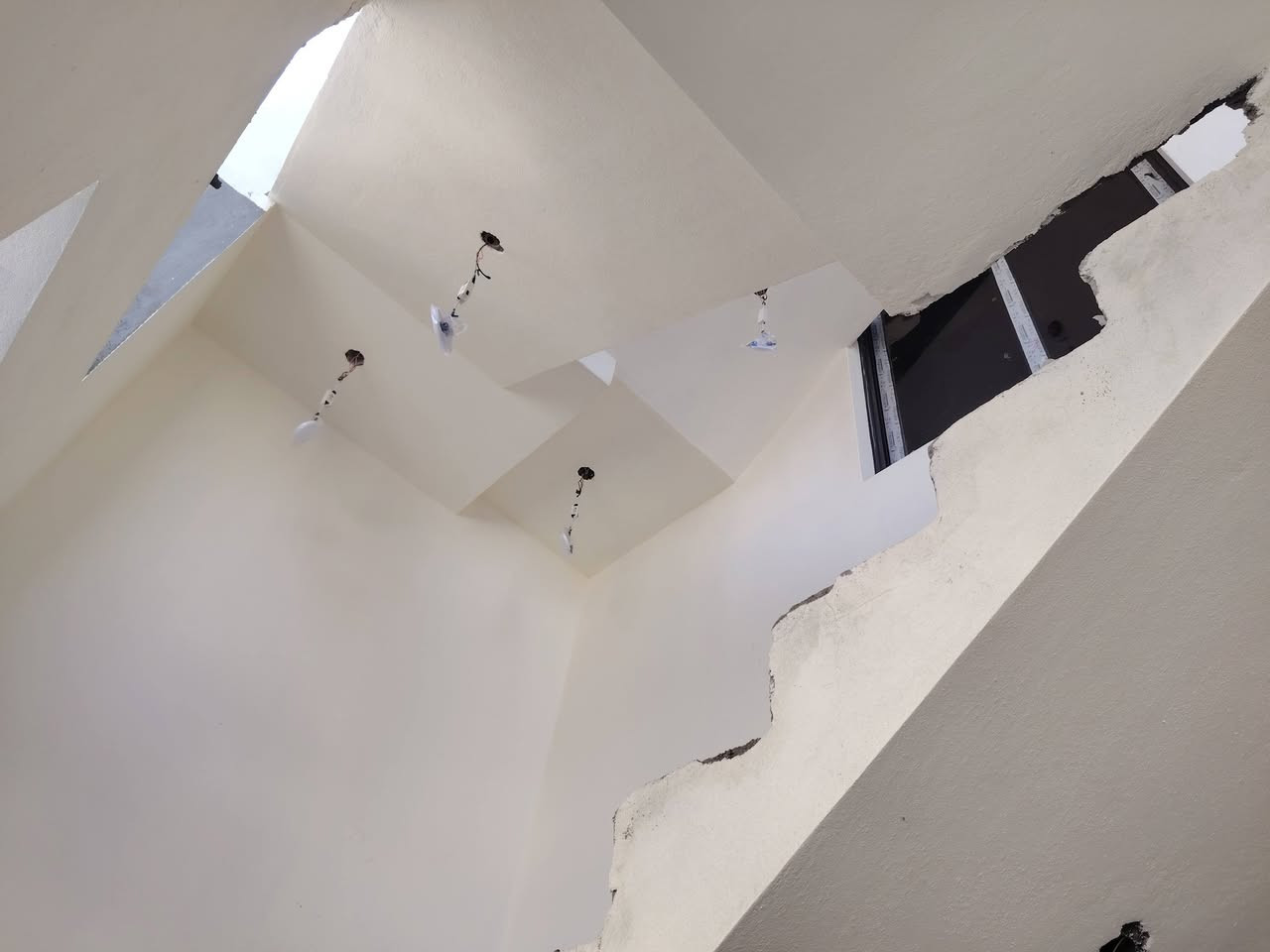 نقدم لكم أفضل خدمات الكهرباء الحديثة للبيوت والمشاريع:أفضل
🏠 تأسيس كهرباء جديد كامل
💡 إنارة حديثة (سبوت لايت + بروفايل ديكور)
🔧 صيانة وإصلاح الأعطال الكهربائية
⚡ فحص وتعديل الشبكات الكهربائية
🏡 شغل نظيف وسريع وبأسعار مناسبة
📍 نغطي جميع المناطق
📞 للحجز والاستفسار: ***********
