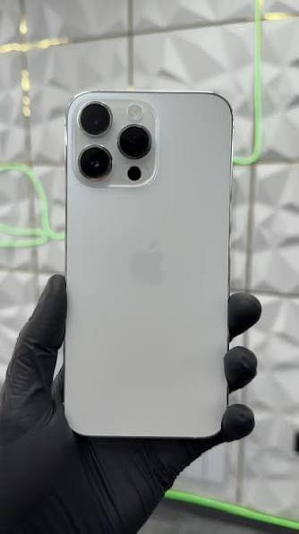 ايفون ١٤ برو ماكس نضافه ١٠٠ بل ١٠٠ بطاريه ٩٤  لون ابيض جهاز عملاق ملحقات كامله ٣ كفرات وياا سعر ٩٠٠ وبي مجال مكاني بغداد الدوره رقمي ***********
