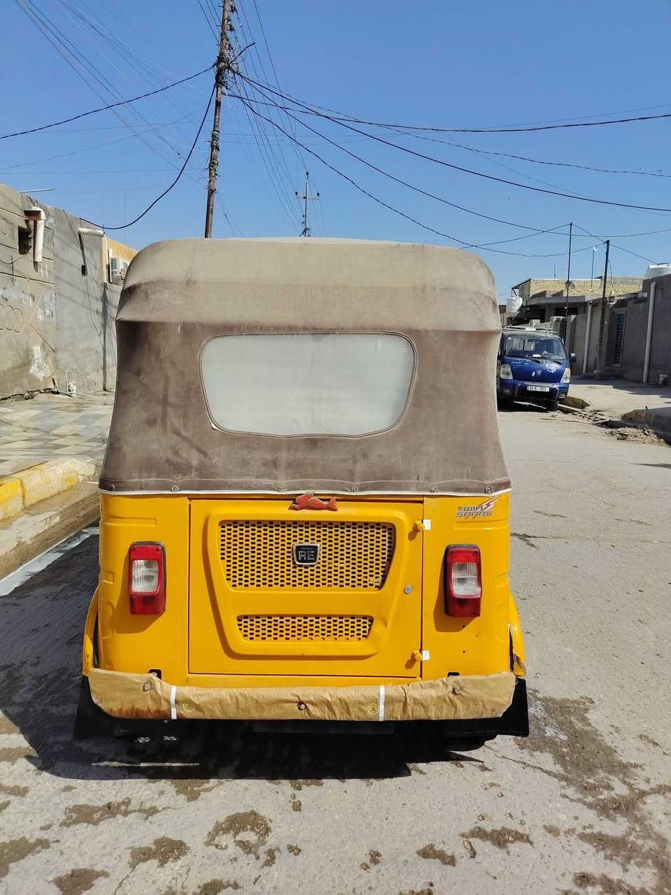 سلام عليكم تكتك للبيع موديل 2022 شهر 12 كفاله عامه خاص ما جاوب استفسار على هذا الرقم ***********
