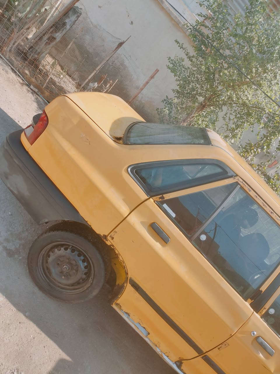 اقره المنشور يلا تخابر سلام عليكم سايبه موديل 13 محرك توا بادي بيها خيط تبخير كريها زين سنويتها منتها18راعيه
رعيها موجود وهية والغرامه علي سعرها13وراق قفل ***********
مكاني كرمه علي مو شراي لا يخابر ولا يتعب روحه
