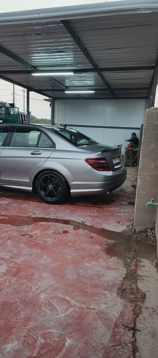 السلام عليكم 
مارسدس c300 للبيع او مراوس حسب القناعه
موديل 2008
محرك 6 سلندر حجم 3000 
السعر 130$
 وللعلم الصور قبل اسبوع والسوك كلشي بي حسب النظافة والسونار مرفق مع الصور 
 للأستفسار اكثر الاتصال او واتساب  ***********
