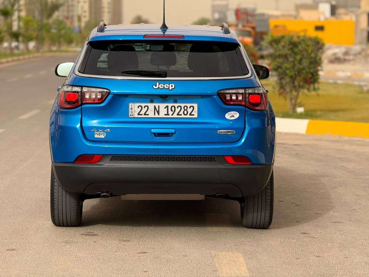 2023 JEEP COMPASS, LATITUDE LUX
للبيع جيب كومباس وارد امريكي موديل 2023

حادث بسيط دعامية امامي مفتوحة مكانين تعديل بارد سيارة مكفولة من الصبغ جميع الايرباكات سليمة 
سيارة جديدة بوضع الشركة ماشية 11 الف

سعر 168 ورقة 

***********

حجم محرك 2000 توربو ✈️

بصمة تشغيل وابواب بصمة وتشغيل عن بعد 

دفع رباعي 4X4

قطعتين تبريد ❄️❄️

شاشة كبيرة وكامرة دوارة

هاند بريك بصمة

كشن كهرباء

كشنات جلد

لايت انارة LED + كشفات انارة متحركة مع الستيرن

رادار نقطة عمياء تحديد مسار توقف ذاتي 

رقم اربيل وكالة او تحويل حاظر 

مكان السيارة بغداد الكرخ قرب شارع مطار بغداد الدولي 

***********
